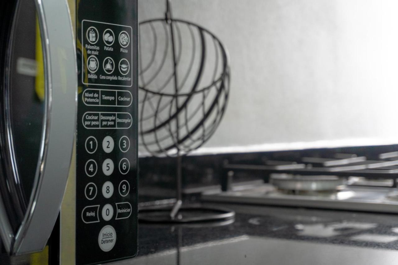 Con Alberca Smarttv Y Jardin Appartement